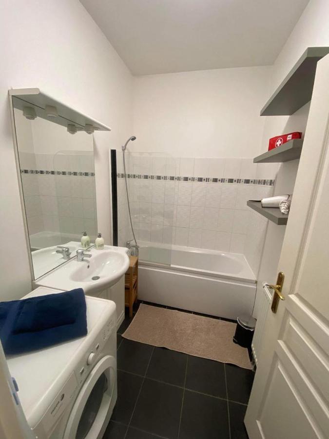 Le Carnot Appartement Avec 2 Chambres Separes Et Parking Privatif Et Securise Arras Buitenkant foto