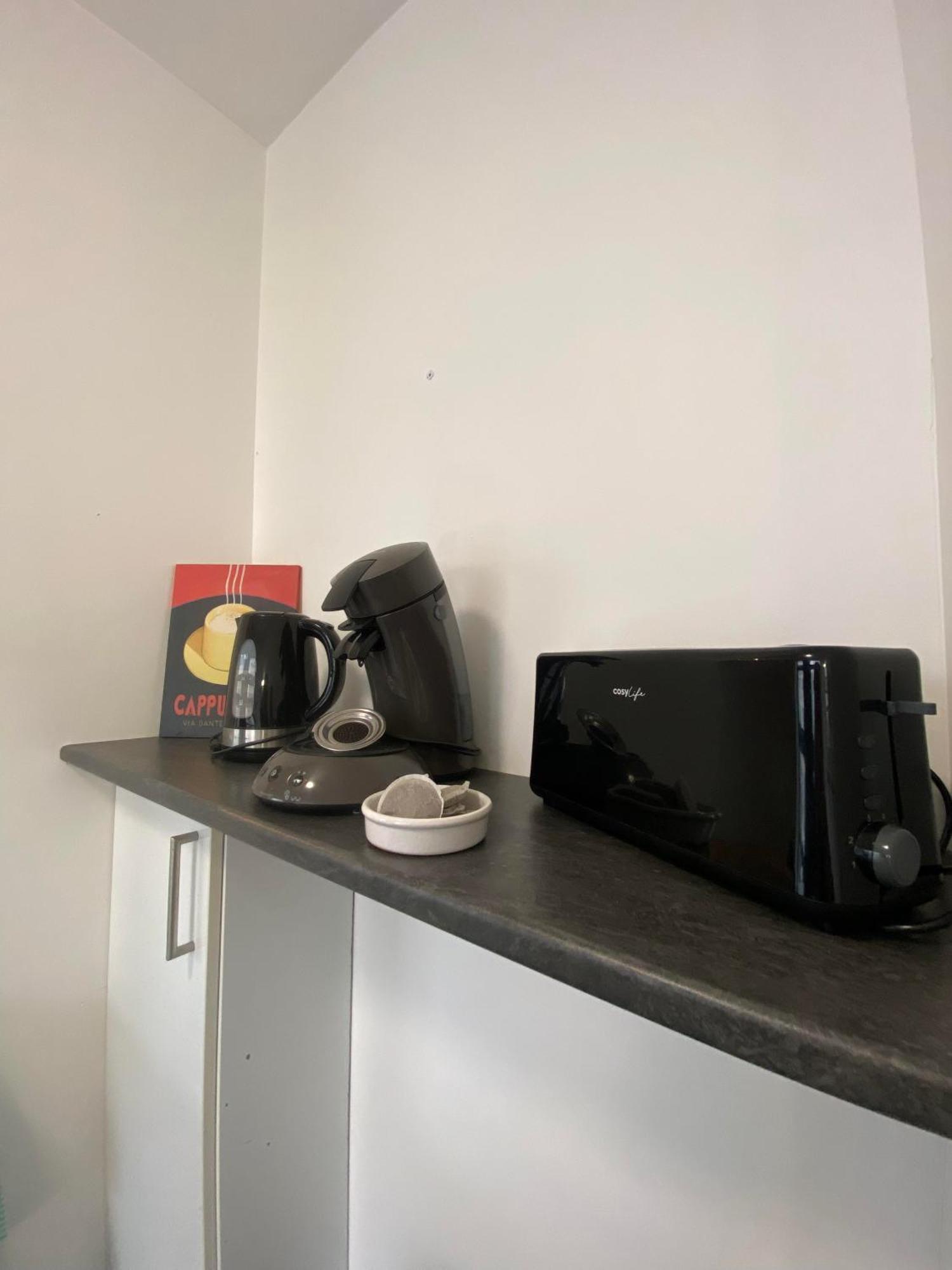 Le Carnot Appartement Avec 2 Chambres Separes Et Parking Privatif Et Securise Arras Buitenkant foto